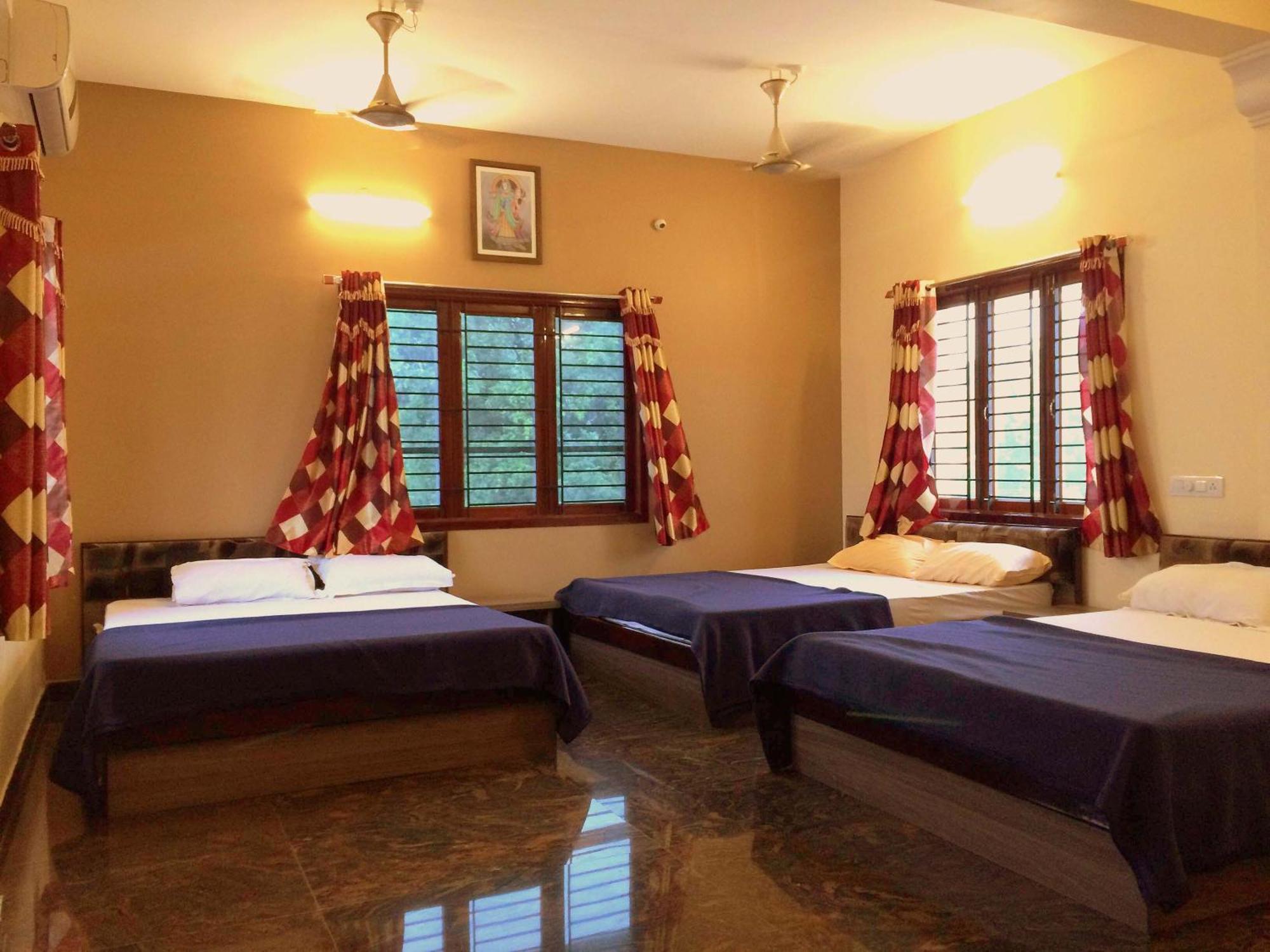 Hotel Sri Hayagriva Tiruchirappalli Ruang foto