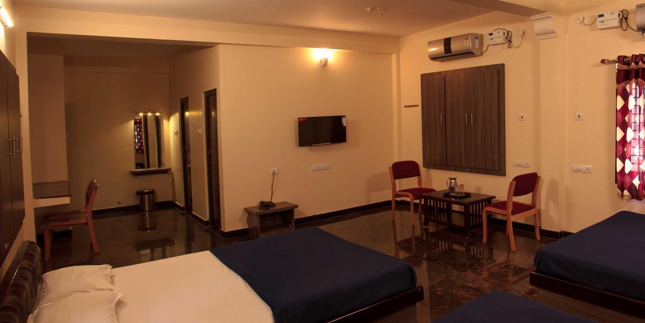 Hotel Sri Hayagriva Tiruchirappalli Ruang foto